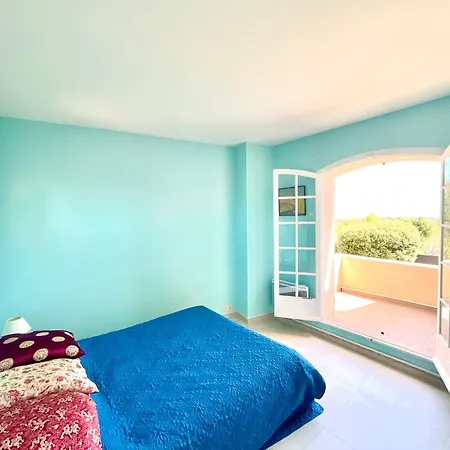 빌라 Charming French Riviera // Pool, Seaview, Ac, 9pax //