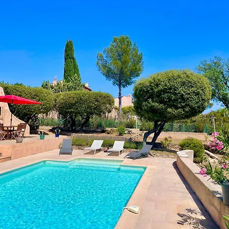 빌라 Charming French Riviera // Pool, Seaview, Ac, 9pax // *