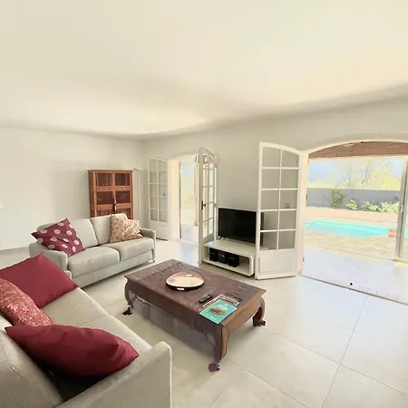 Raphael - Charming - Pool, Panoramic Seaview, Ac, Wifi فيلة