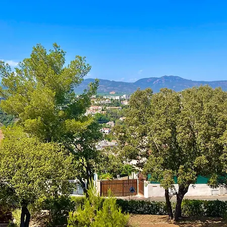 Charming French Riviera // Pool, Seaview, Ac, 9pax //