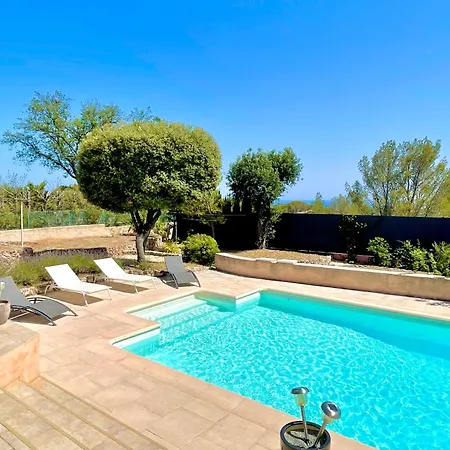 Charming French Riviera // Pool, Seaview, Ac, 9pax //
