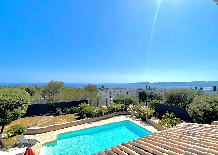 Charming French Riviera // Pool, Seaview, Ac, 9pax // * Saint-Raphaël