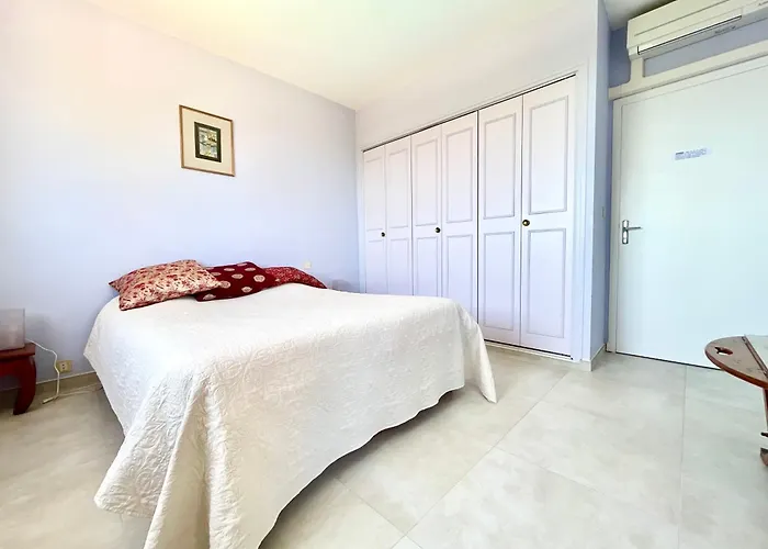 Charming French Riviera // Pool, Seaview, Ac, 9pax // *